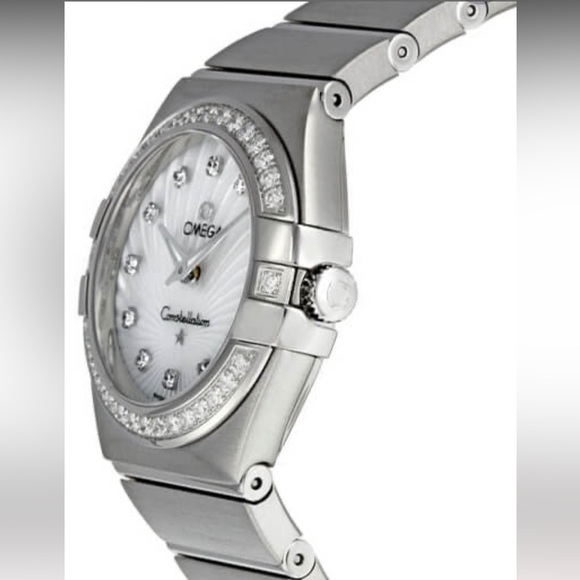Omega Constellation 27mm Quartz Stainless Steel With Diamonds - Picture 2 of 3